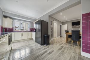 Kitchen/ Diner- click for photo gallery